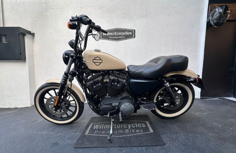 Harley-Davidson Sportster 883 Roadster - Foto #8