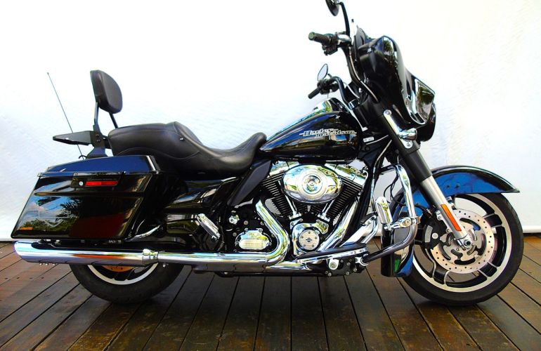 Harley-Davidson Street Glide - Foto #1
