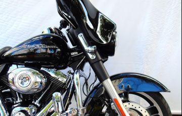 Harley-Davidson Street Glide - Foto #9