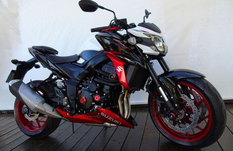 Suzuki Gsx S 750az - Foto #2