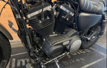 Harley-Davidson Sportster Iron 883 - Foto #7
