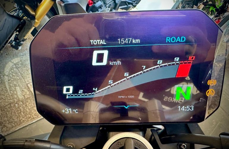 BMW F 900 R Sport - Foto #7