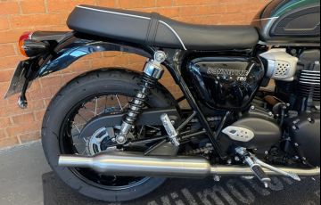 Triumph Bonneville T100 900 - Foto #4