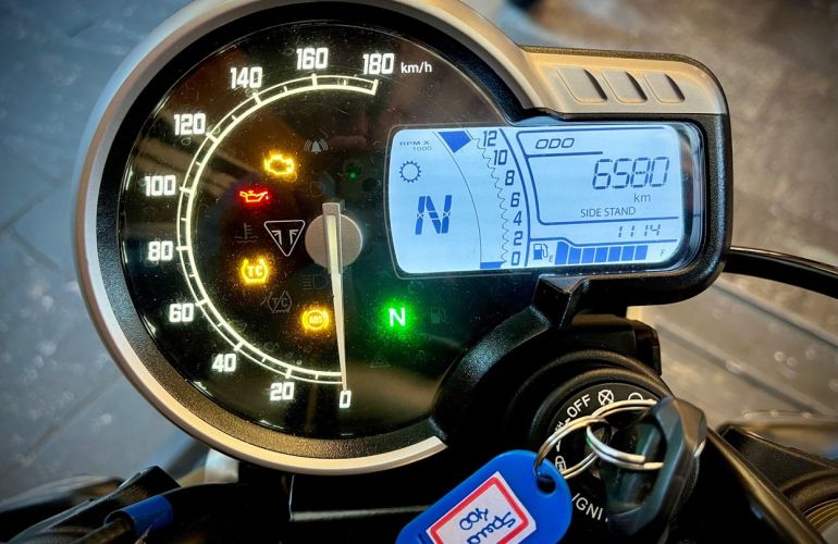 Triumph Speed 400 - Foto #3