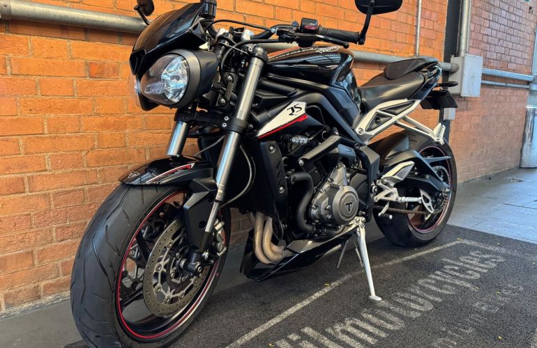 Triumph Street Triple 765 Rs - Foto #10