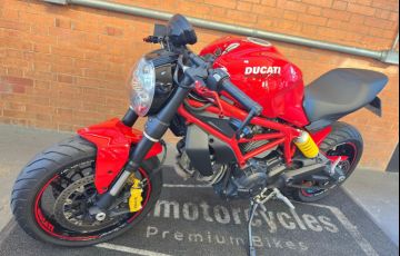 Ducati Monster 797 - Foto #2