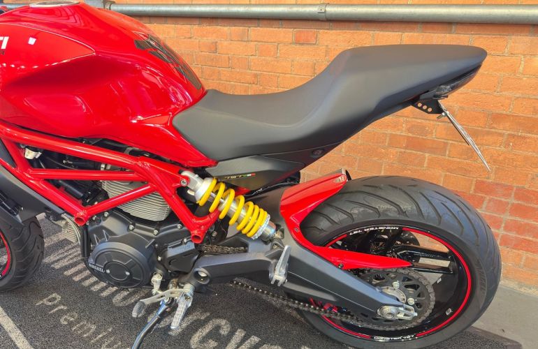 Ducati Monster 797 - Foto #4