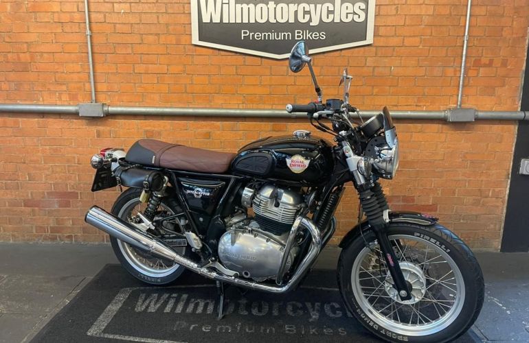 Royal Enfield Interceptor - Foto #1