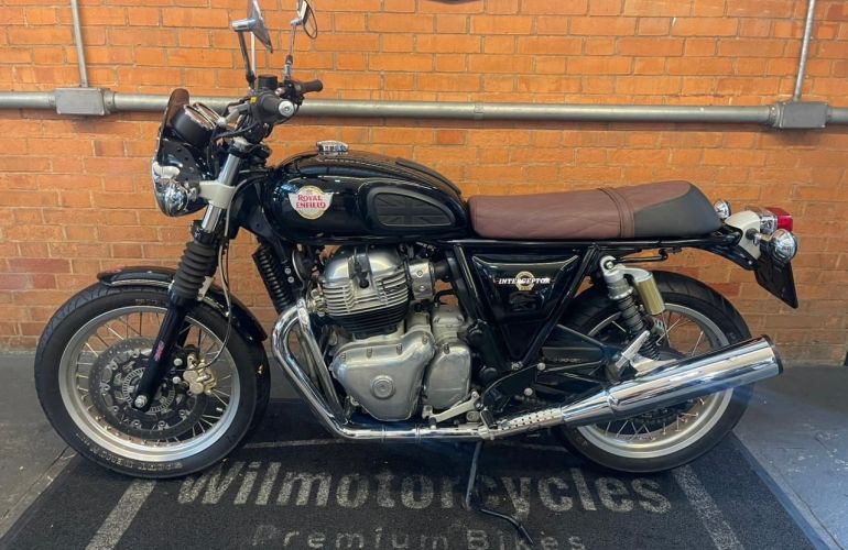 Royal Enfield Interceptor - Foto #2
