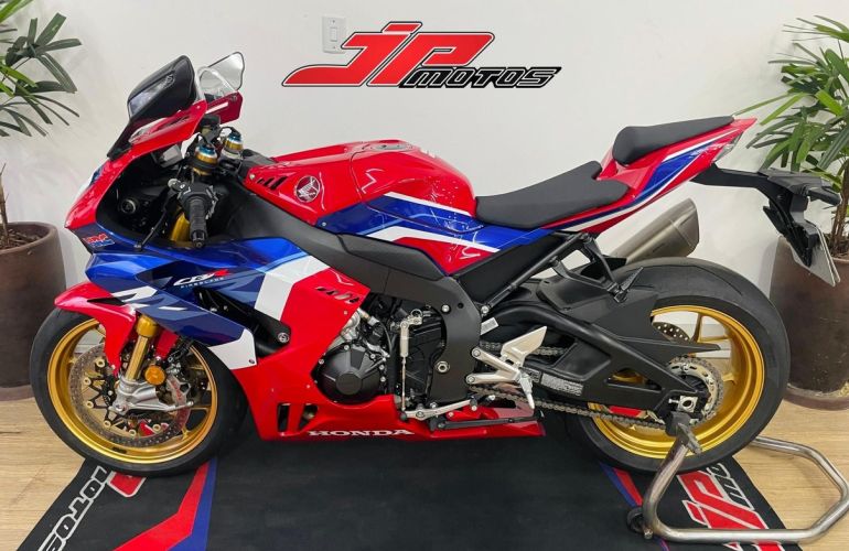 Honda Cbr 1000rr Fireblade - Foto #4