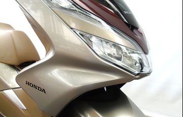 Honda Pcx 150 DLX - Foto #8