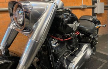 Harley-Davidson Softail Fat Boy 114 - Foto #3