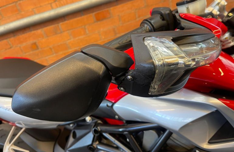 MV Agusta Rivale 800 - Foto #6
