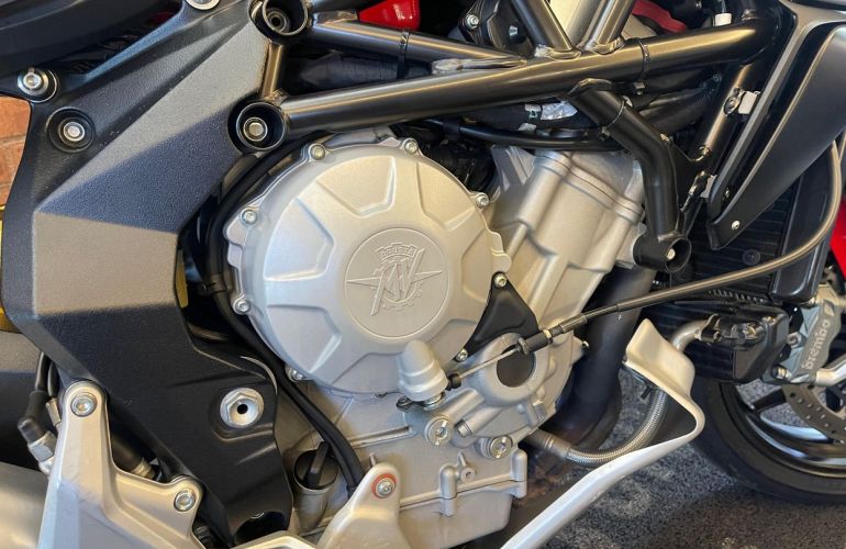 MV Agusta Rivale 800 - Foto #8