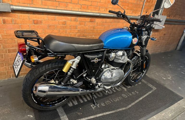Royal Enfield Interceptor - Foto #8