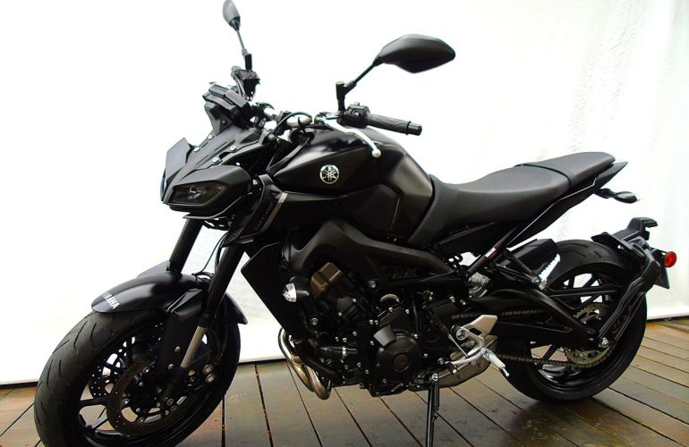 Yamaha MT 09 - Foto #3