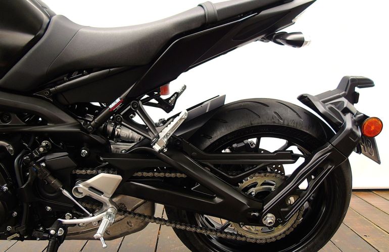 Yamaha MT 09 - Foto #5