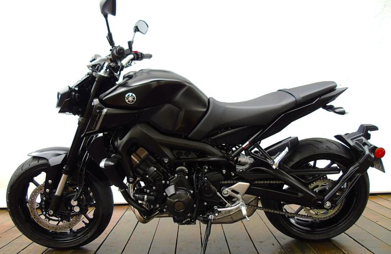 Yamaha MT 09 - Foto #6
