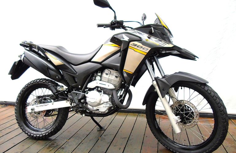 Honda Xre 300 Adventure - Foto #2