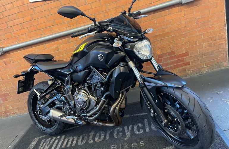 Yamaha MT 07 (ABS) - Foto #8