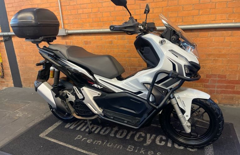 Honda ADV 150 - Foto #2