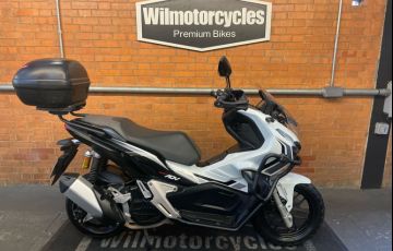 Honda ADV 150 - Foto #3