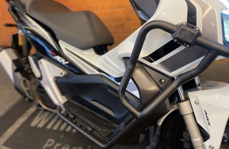 Honda ADV 150 - Foto #7