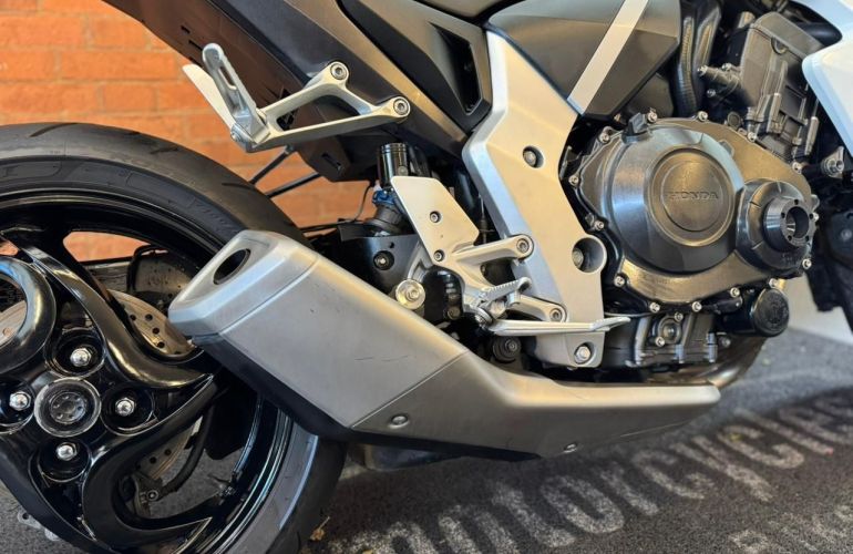 Honda Cb 1000R - Foto #9