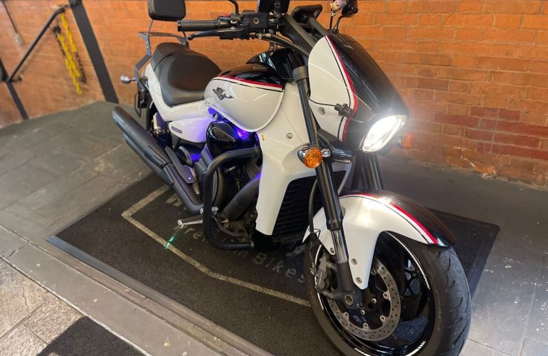 Suzuki Boulevard M1800r Boss - Foto #10