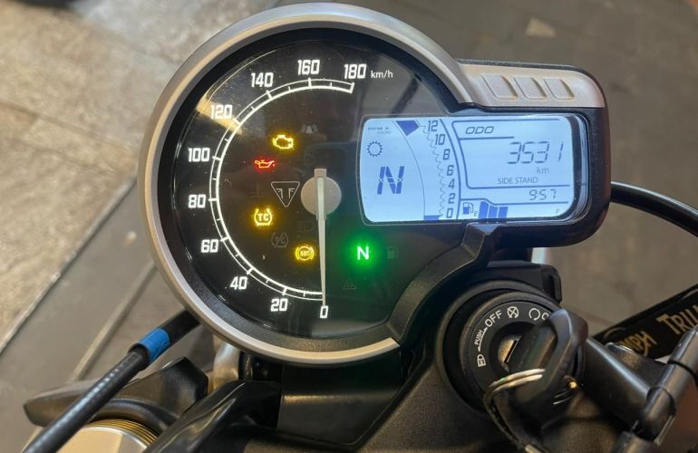 Triumph Speed 400 - Foto #5