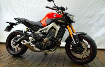 Yamaha MT 09 - Foto #2