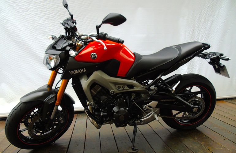 Yamaha MT 09 - Foto #3