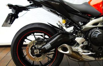 Yamaha MT 09 - Foto #4