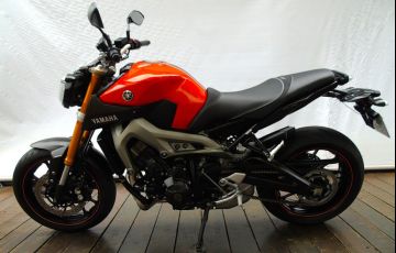Yamaha MT 09 - Foto #6