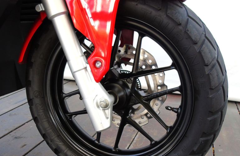 Honda ADV 150 - Foto #7