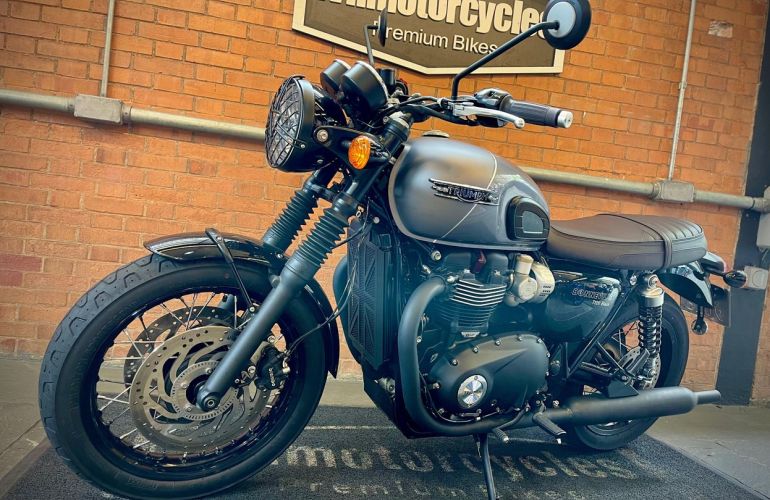 Triumph Bonneville T120 Black 1200 - Foto #3
