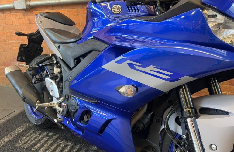 Yamaha YZF R3 (ABS) - Foto #8