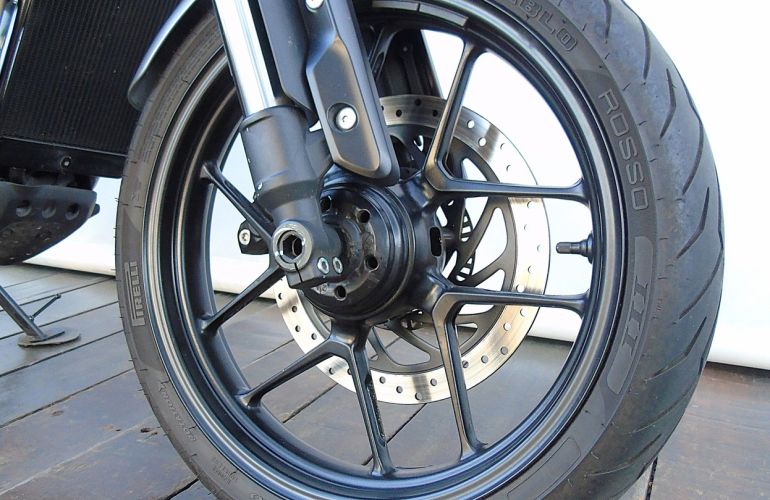 Triumph Speed 400 - Foto #7