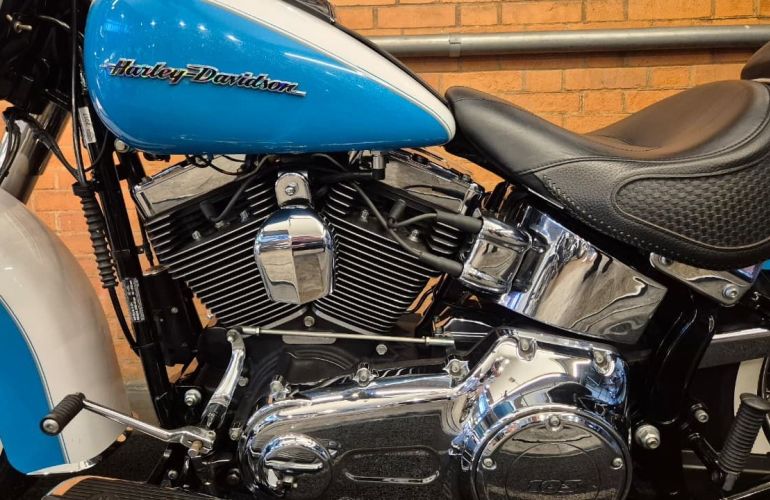 Harley-Davidson Softail Deluxe - Foto #4