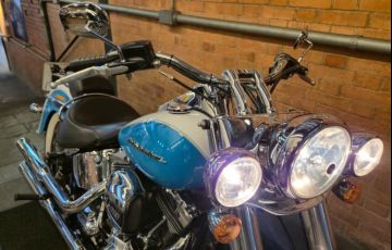 Harley-Davidson Softail Deluxe - Foto #8