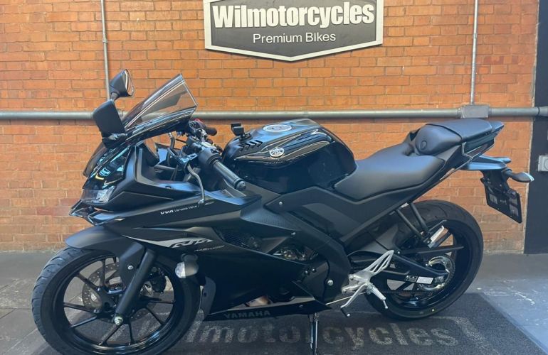 Yamaha Yzf R15 - Foto #10