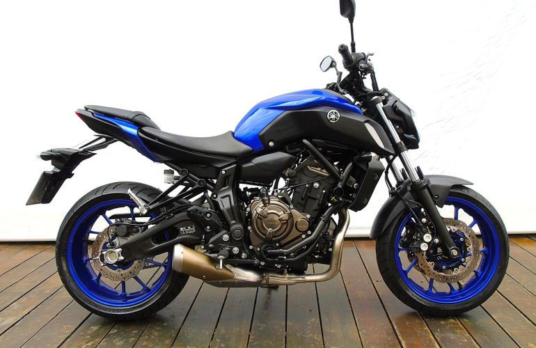 Yamaha MT 07 (ABS) - Foto #1