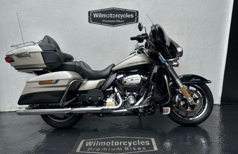 Harley-Davidson Electra Glide Ultra Limited - Foto #1
