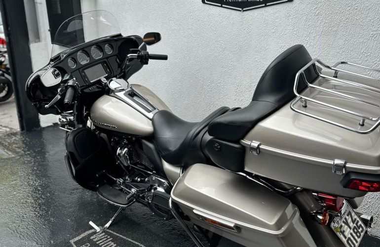 Harley-Davidson Electra Glide Ultra Limited - Foto #6