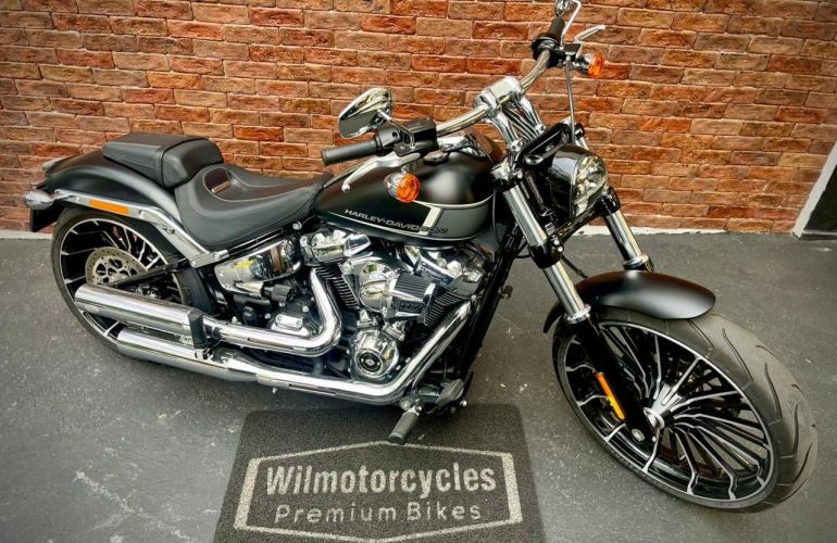 Harley-Davidson Softail Breakout - Foto #6