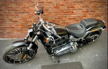 Harley-Davidson Softail Breakout - Foto #8