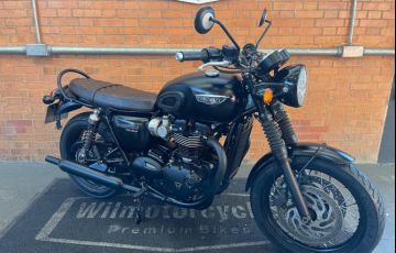 Triumph Bonneville T120 Black 1200