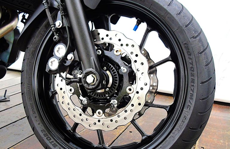 Yamaha MT 07 (ABS) - Foto #7