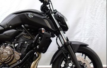 Yamaha MT 07 (ABS) - Foto #9