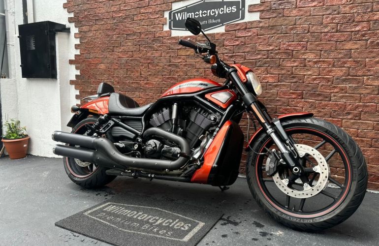 Harley-Davidson Night Rod Special - Foto #10